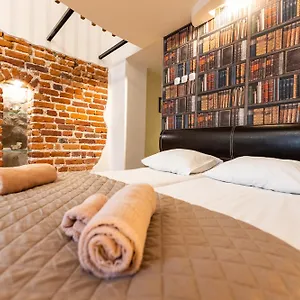  Apartment Vintage Senacka Poland